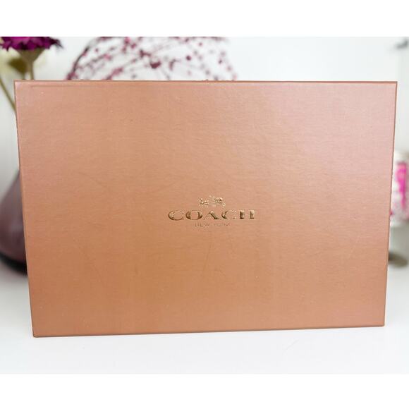 Coach NWB Kelson Kelson Outline Signature Suede Sneakers Khaki Chalk Size 8M - Picture 14 of 16